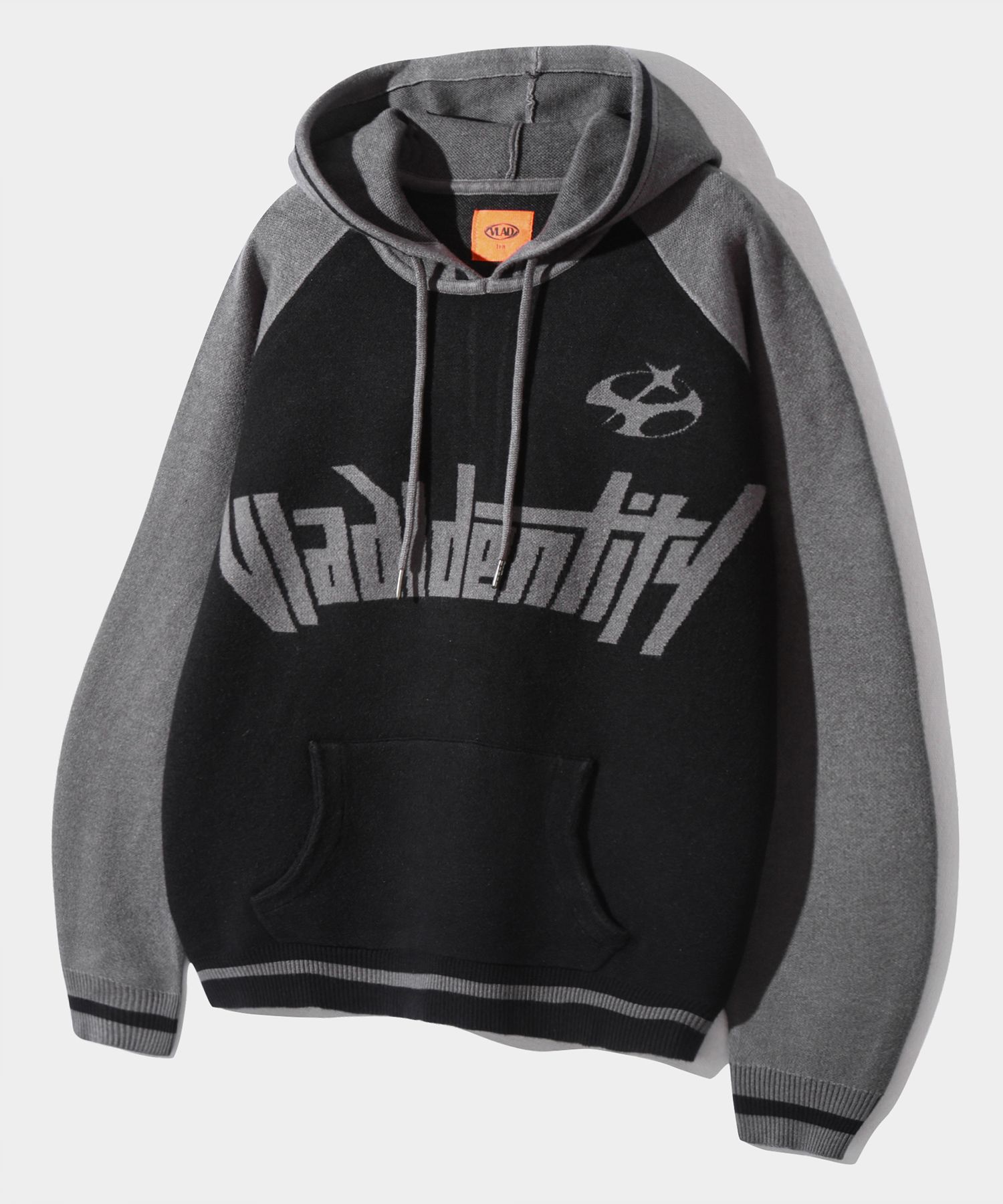 ★DIMITRI BLACK★ VLAD TYPEB Artwork Embroidery Hood Zip-up Outer - 디미트리블랙 (DIMITRIBLACK)