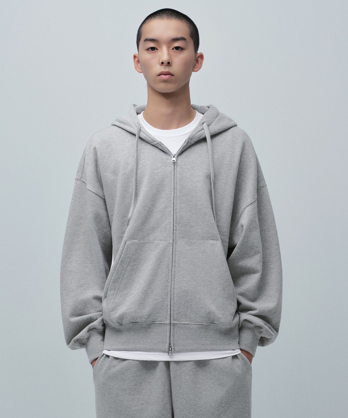 무신사 스탠다드(MUSINSA STANDARD) 루즈 벌룬 후디드 스웨트 집업 [미디엄 그레이]