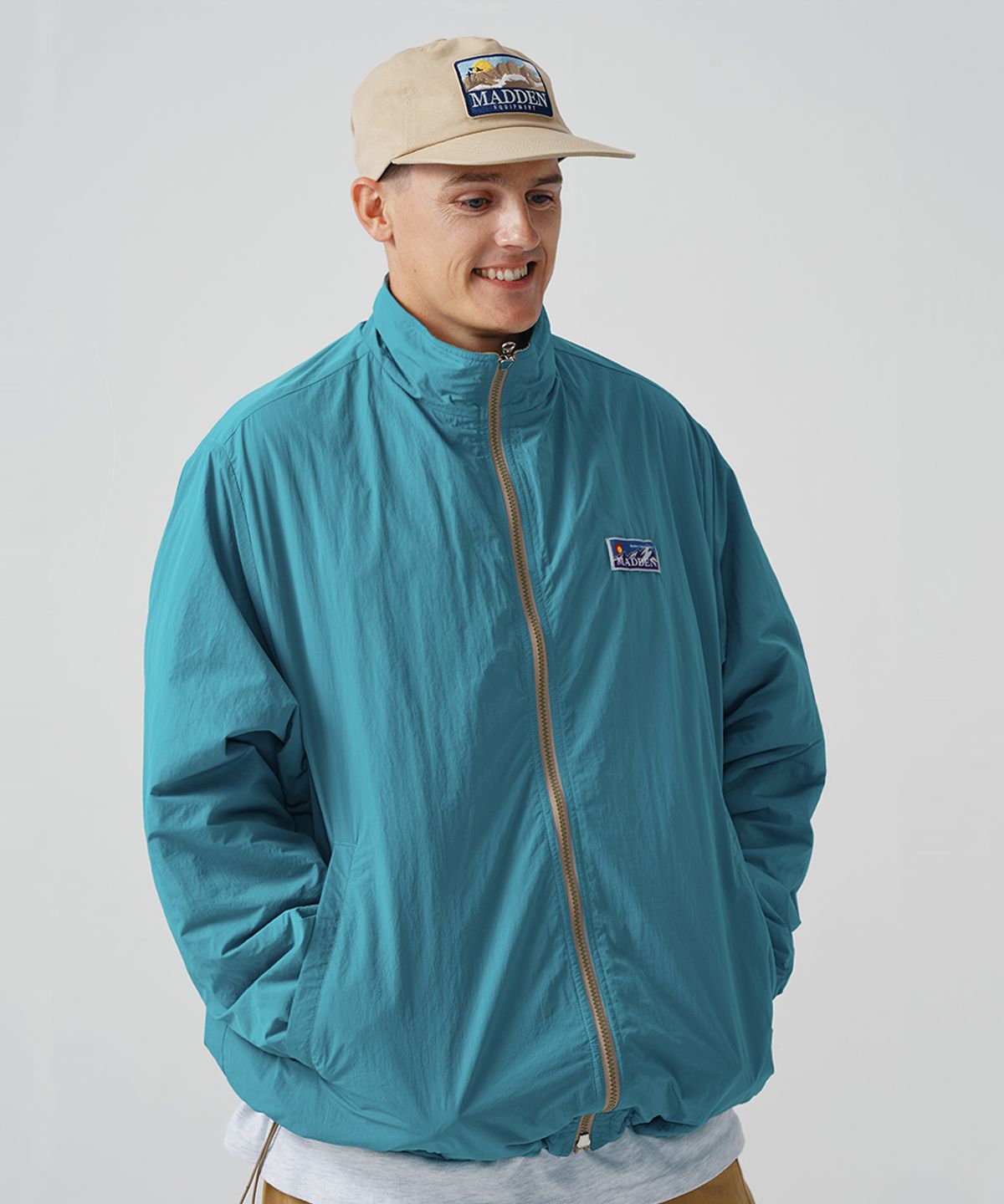 매든(MADDEN) FUNNY REVERSIBLE JACKET MINT