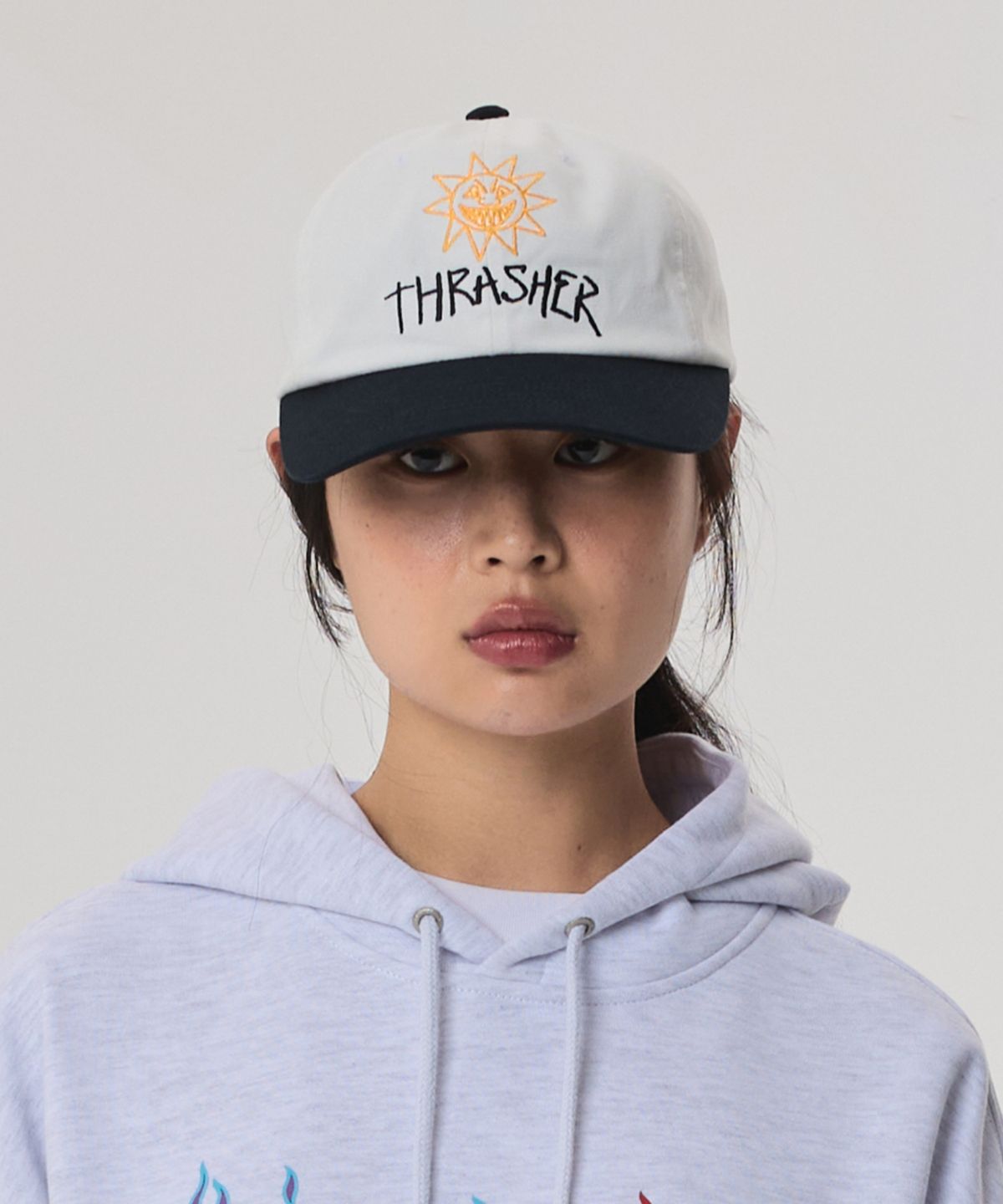 트레셔(THRASHER) 스케치 로고 투톤 볼캡 아이보리