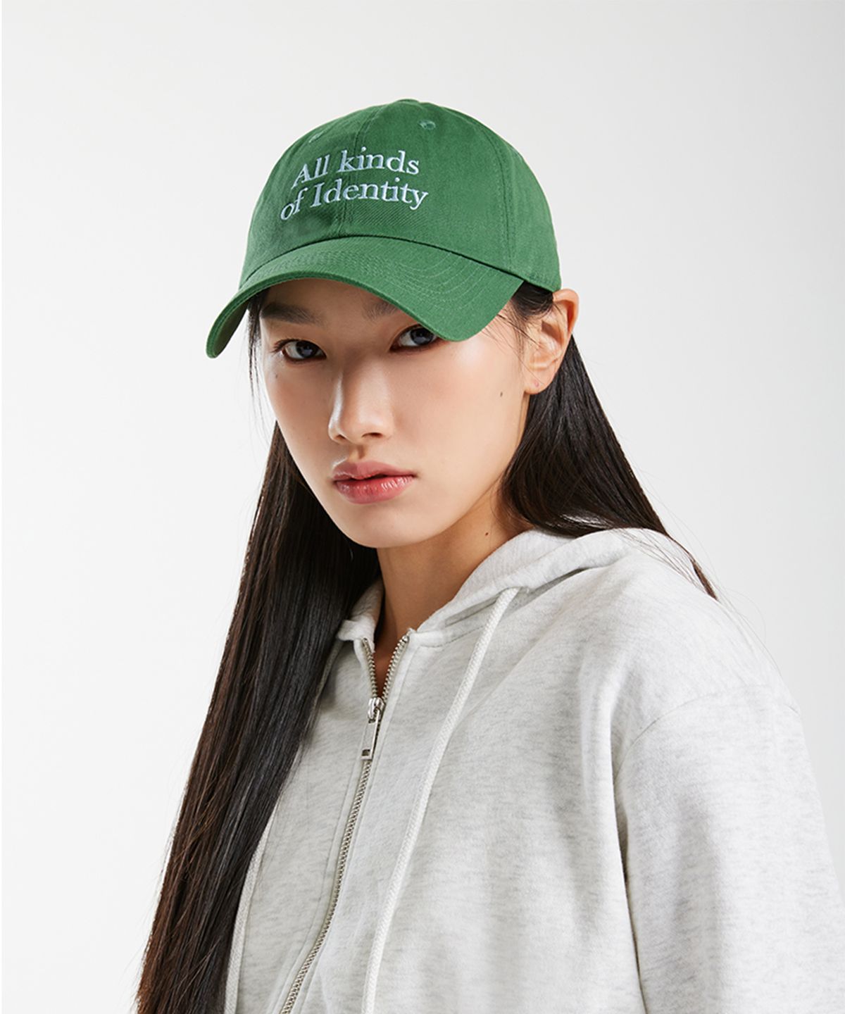 아키클래식(AKIII CLASSIC) 빈티지 컬러 레터링 볼캡 그린