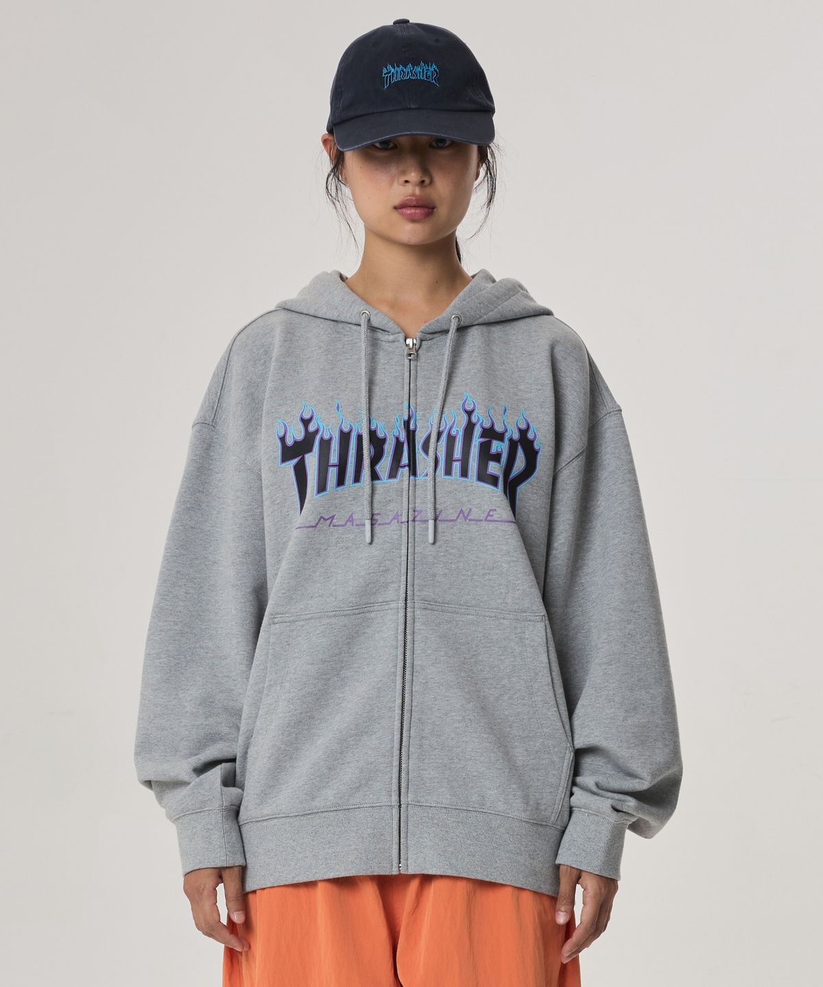 트레셔(THRASHER) 빅 플레임 로고 후드집업 그레이
