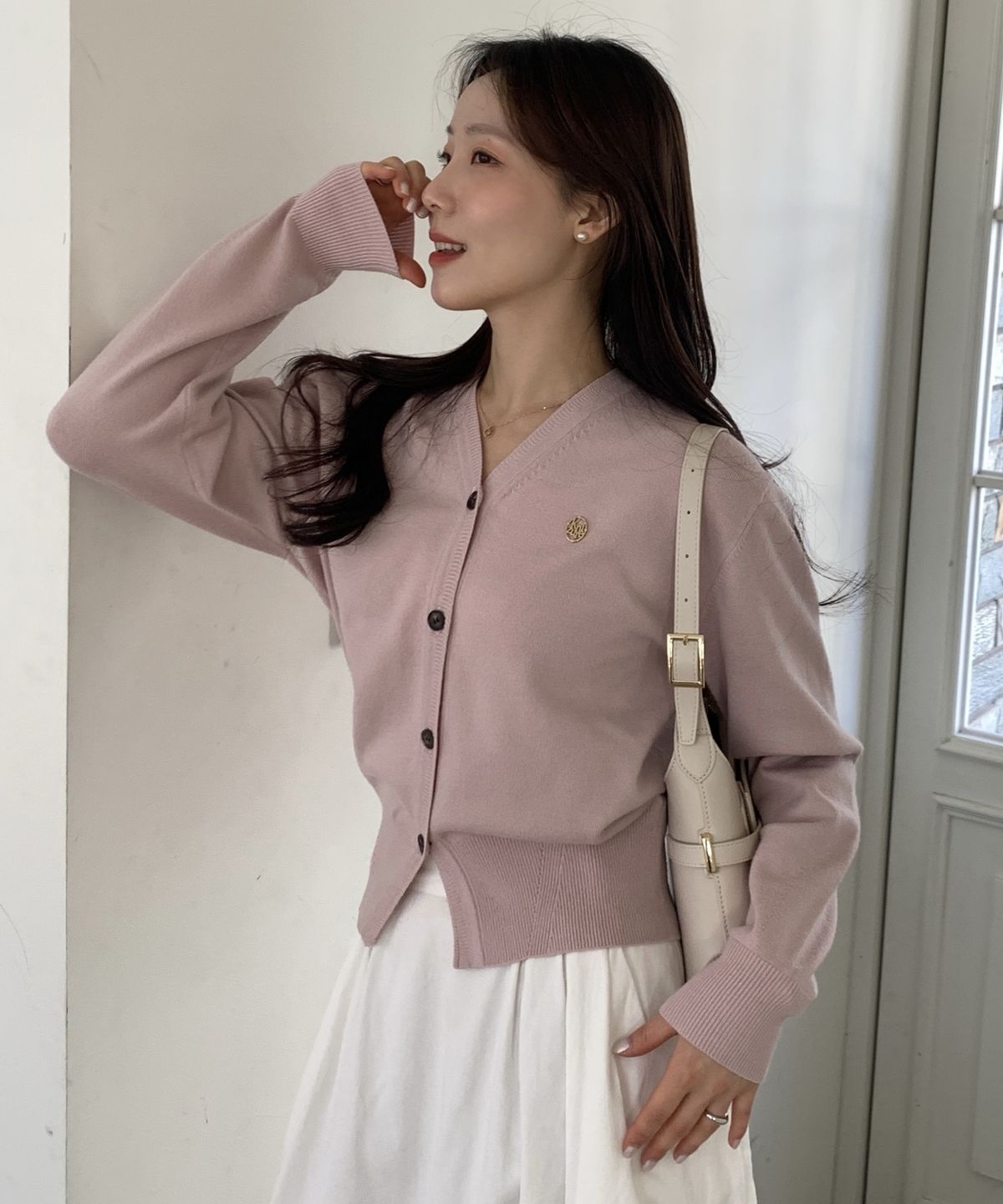 니주르(KNIZURE) 데일리 소프트 벨 슬리브 브이넥 가디건_4COLOR
