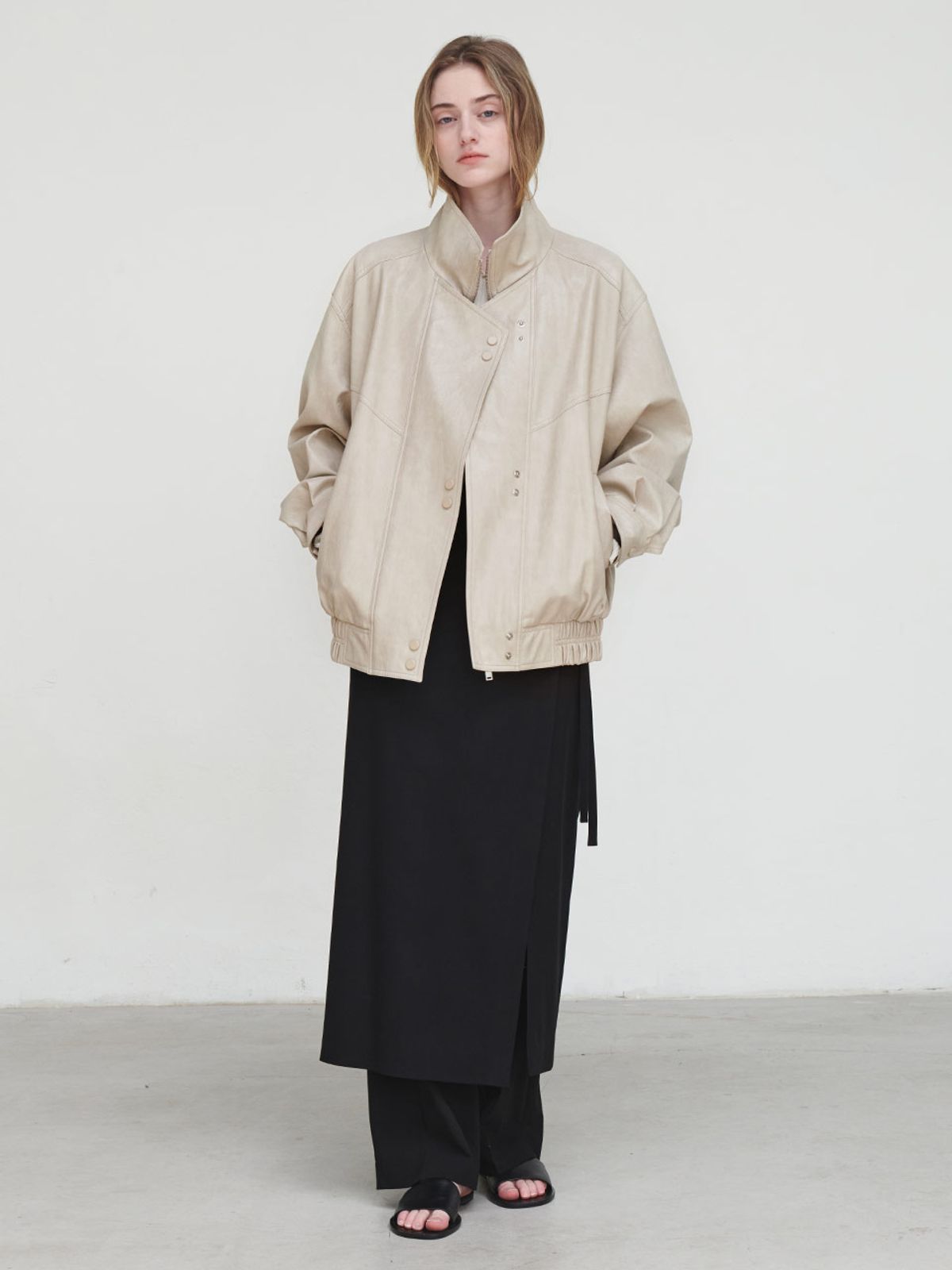 루에브르(LOEUVRE) Asymmetric Placket Faux Leather Jacket SL4AJ820-91