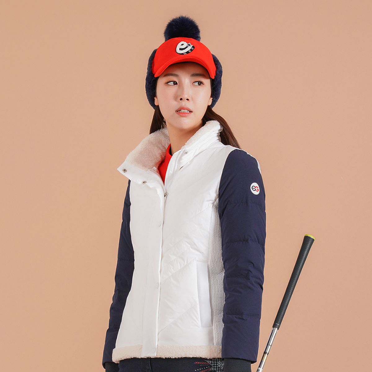 엘르골프(ELLE GOLF) 여성 소매 배색 포인트 다운 점퍼_6H82006