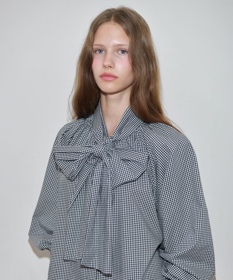 Big Ribbon Tie Blouse (Navy)