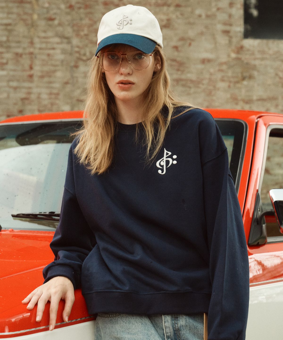 2113 스튜디오(2113 STUDIO) 음표 로고 스웻  네이비 WOMENS