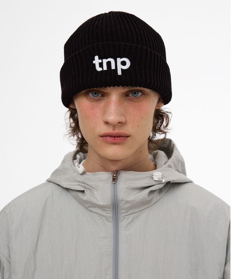 T242AACUZZT58_TNP SIGN LOGO BEANIE - BLACK