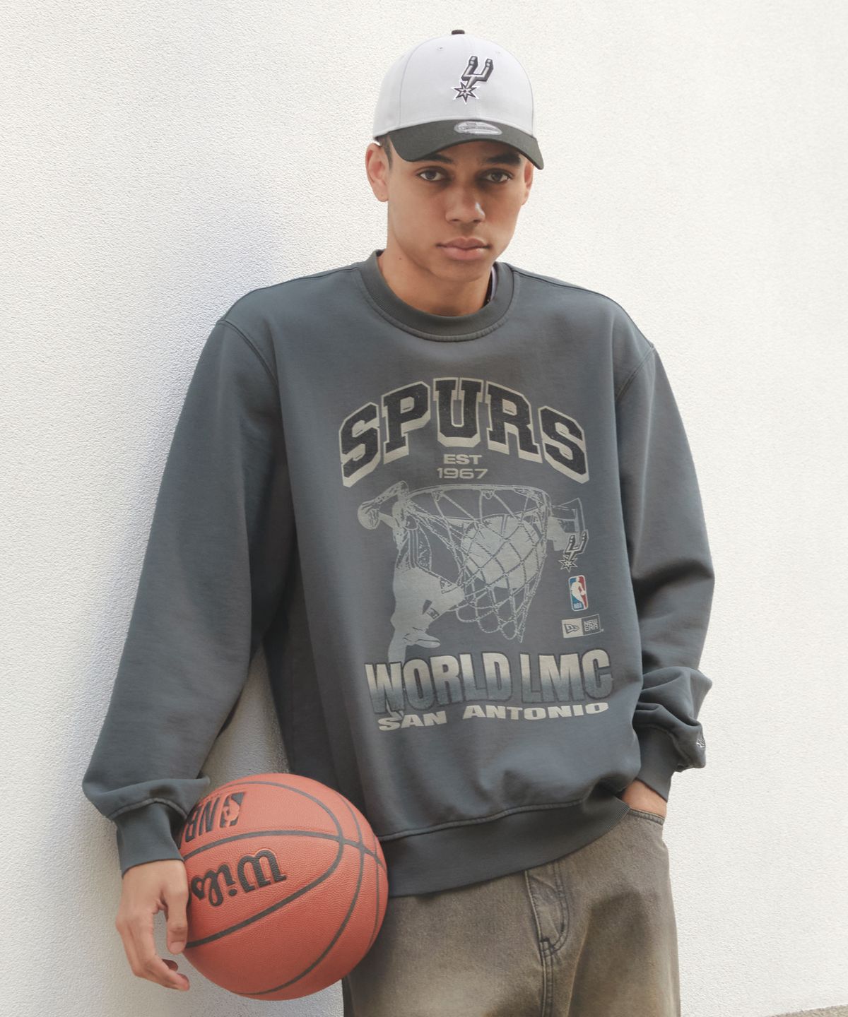 엘엠씨(LMC) LMC X NEWERA TEAM LOGO SWEATSHIRT charcoal