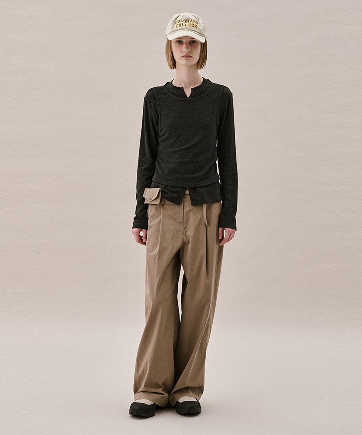 아위(AHWE) LAYERED JERSEY TOP_CHARCOAL MELANGE