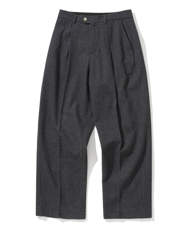 wool one tuck cropped slacks grey