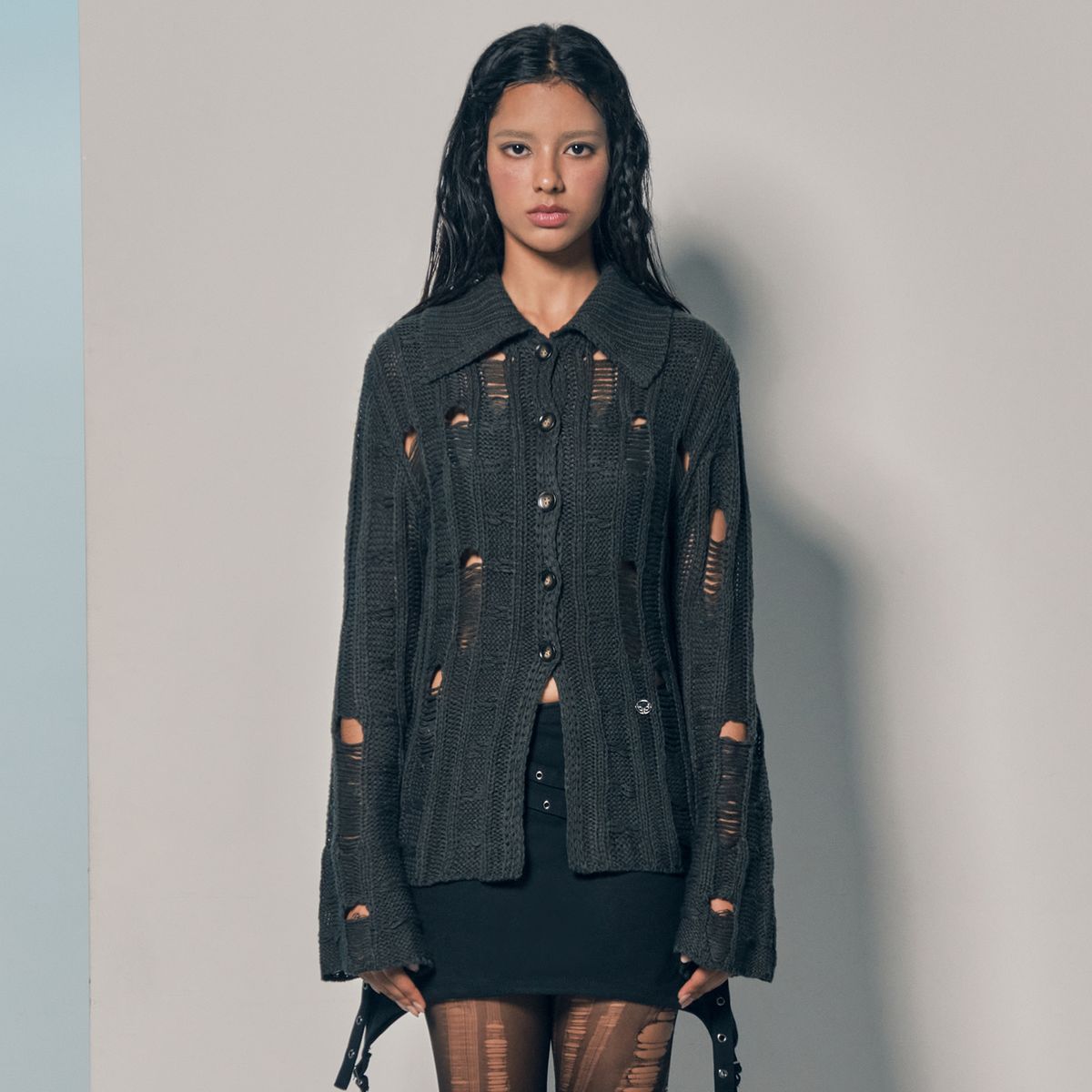 라라폭스(LALAFOX) KNIT COLLAR CARDIGAN CHARCOAL BQ4KG004