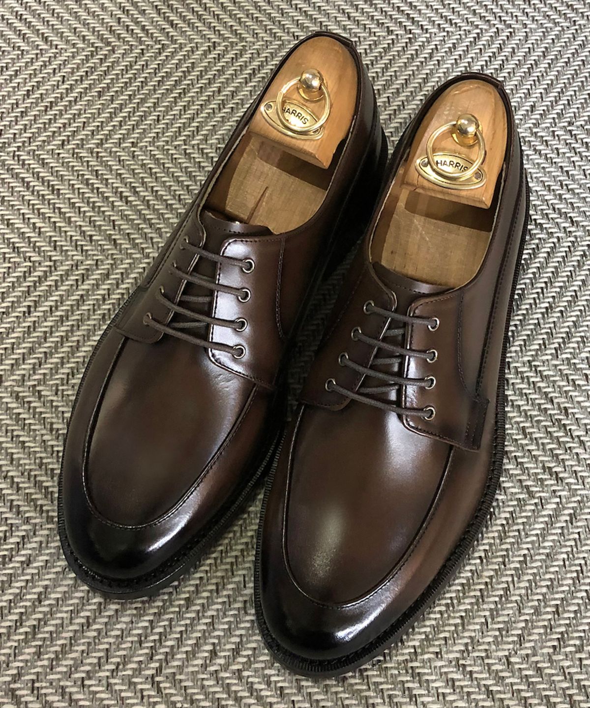조앤슈(JOENSHOE) 휴만 루프 유팁 옥스퍼드 미들브라운