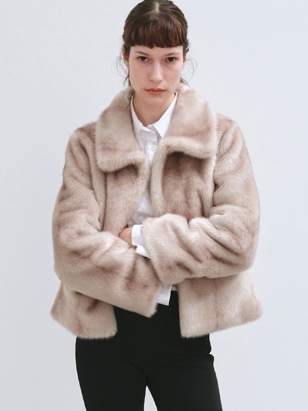 해브레스(HAVELESS) MILA FAUX FUR JACKET BEIGE