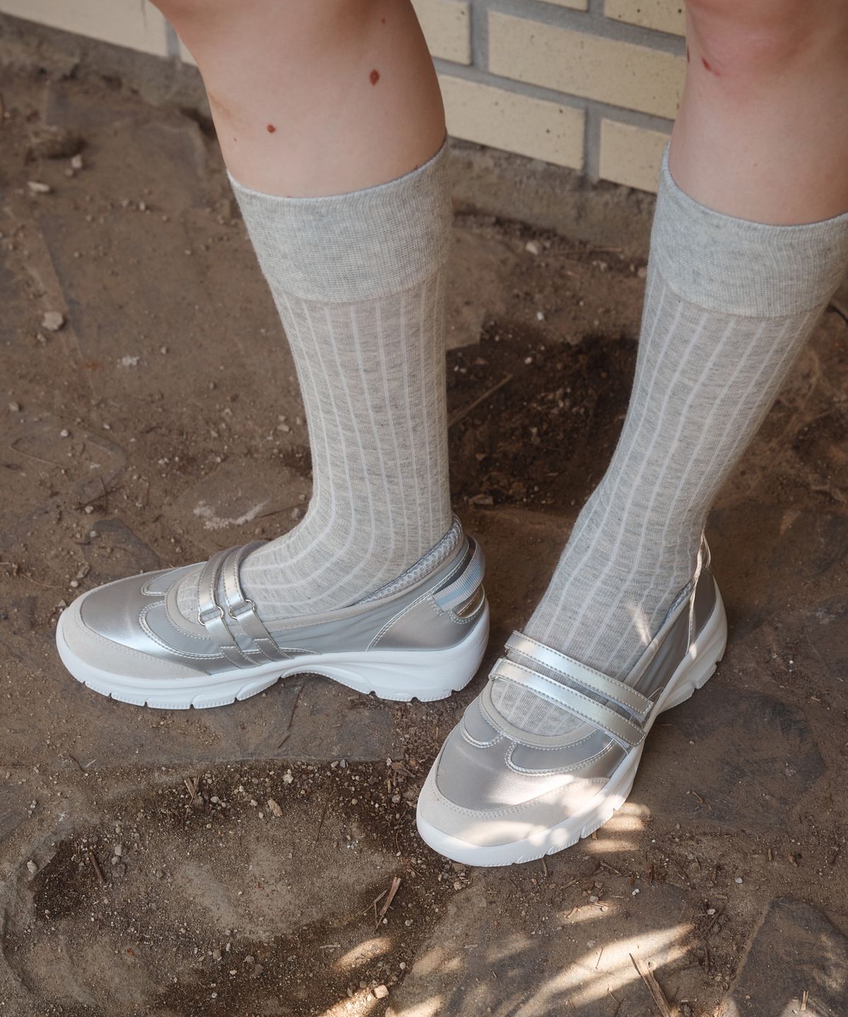 뜨홍(TTHONE) LOLA 더블 스트랩 콤비 스니커즈 4CM [Silver]