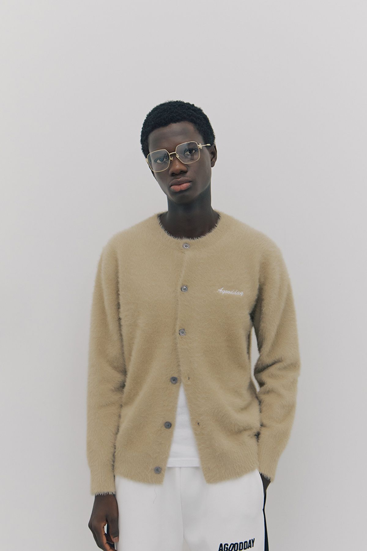 어굿데이(AGOODDAY) [UNISEX]  BISCOUS ROUND CARDIGUN (beige)