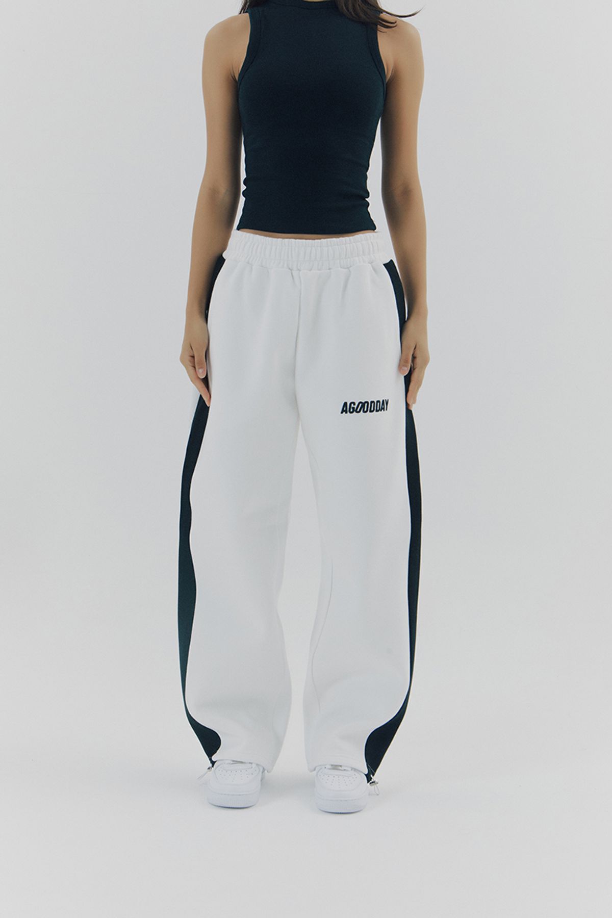 어굿데이(AGOODDAY) [UNISEX]  BELLUNA LINE PANTS (white)