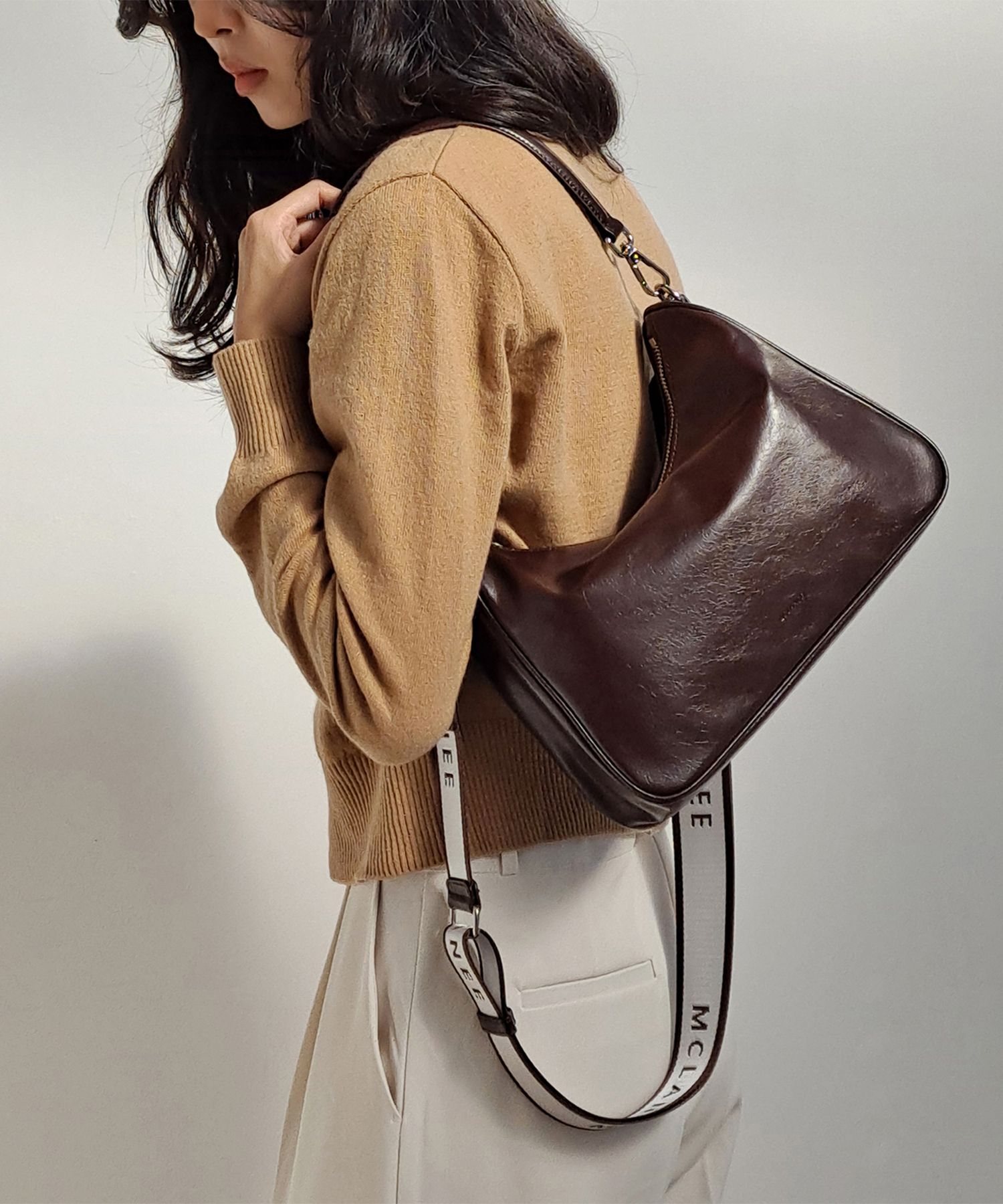 ☆MCLANEE☆ 582 High Shoulder and Crossbody Bag 582hyze MUSINSA | MCLANEE 582 High Shoulder and Crossbody Bag