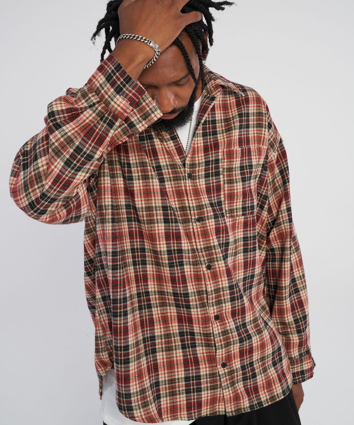 테네르(TENER) Retro oversized fit checkered shirt_Red