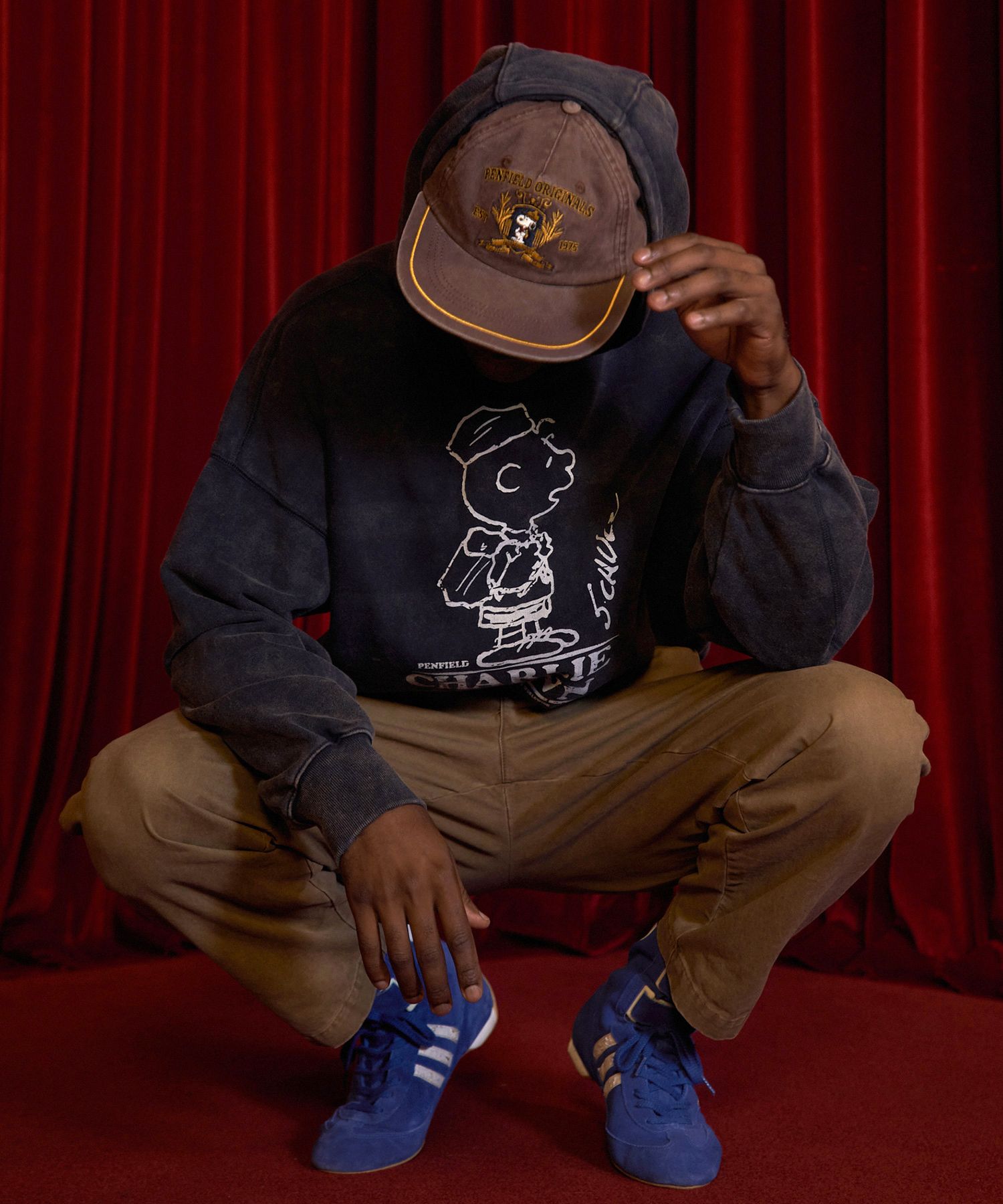 MUSINSA | PENFIELD [P x PEANUTS] MEDIEVAL SYMBOL SIGNATURE
