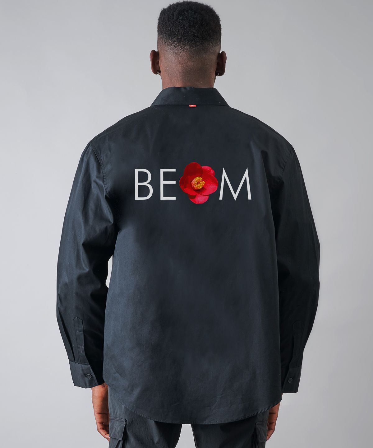 범(BEOM) 범 동백로고 오버핏 셔츠 (블랙)