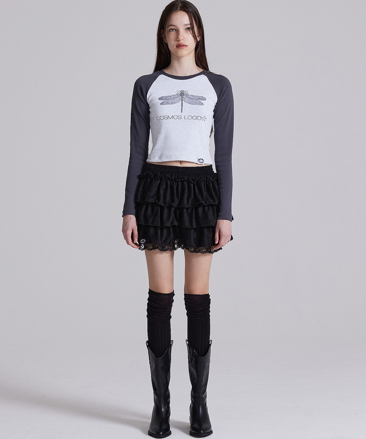 플라즈마스페어(PLASMA SPHERE) MOCHA SKIRT IN BLACK (스웨이드 캉캉 스커트)