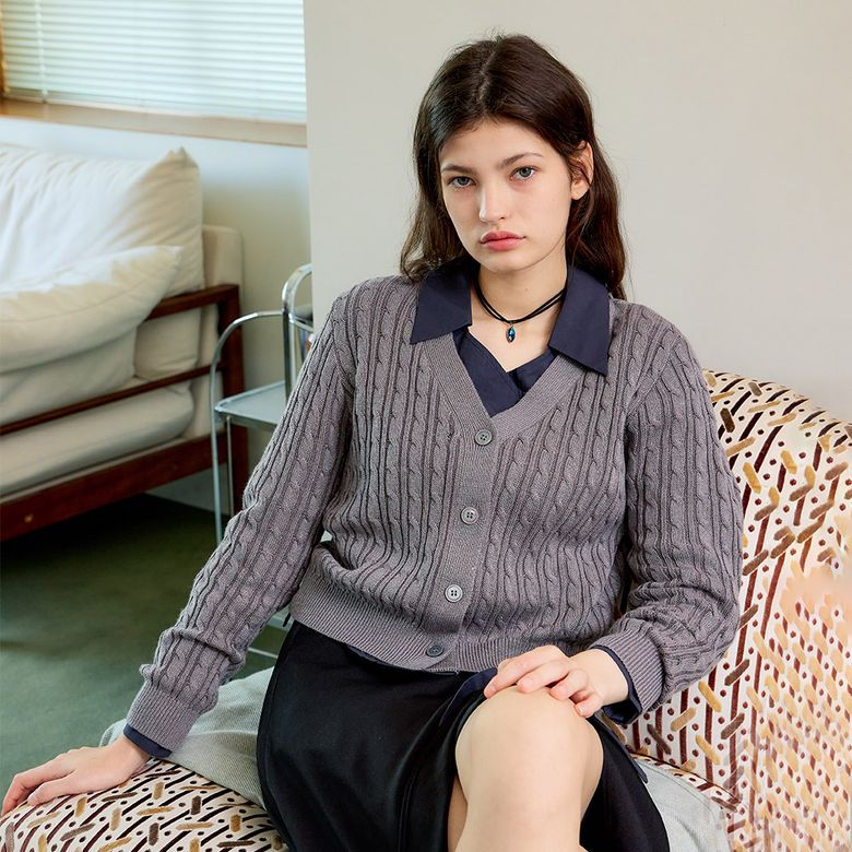 AR_Cable v-neck cardigan_2color