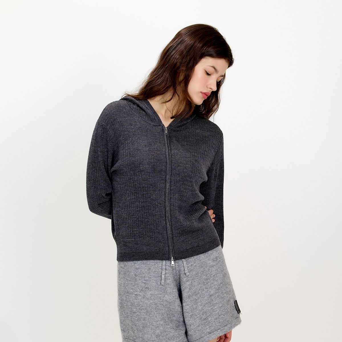 에이앤레이(AEIREI) AR_Daily slim knit hooded jacket_2color