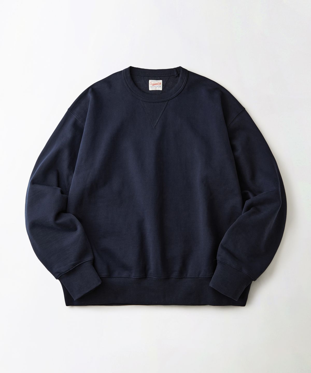 아웃스탠딩(OUTSTANDING) AUTHENTIC COMFORT SWEAT_NAVY