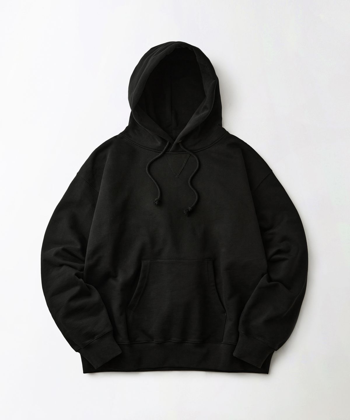 아웃스탠딩(OUTSTANDING) AUTHENTIC COMFORT HOOD SWEAT_BLACK
