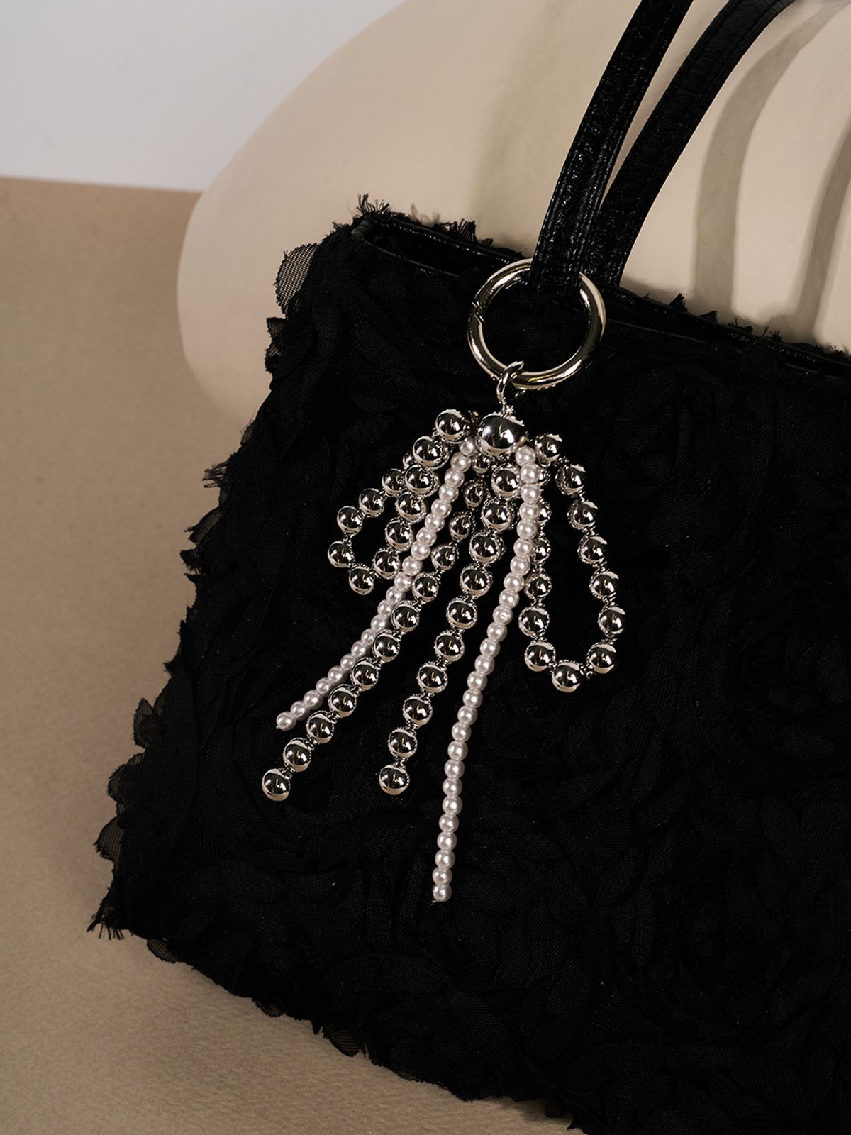 헤이(HEI) big ball ribbon keyring