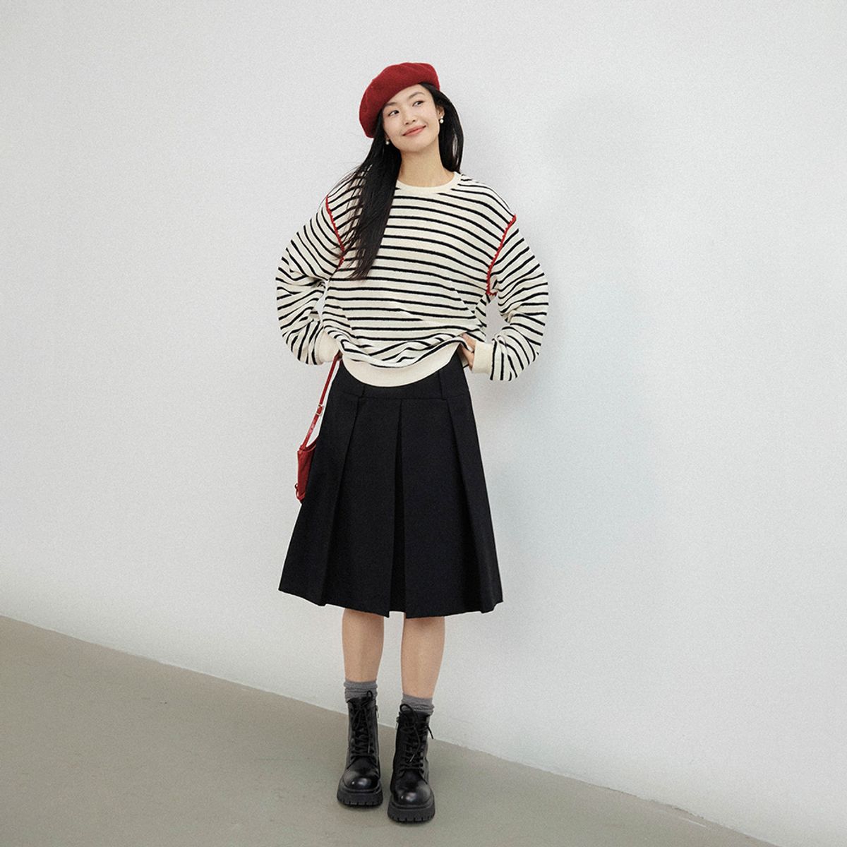 랭썬(LANGSON) LS_A-line black pleated midi skirt