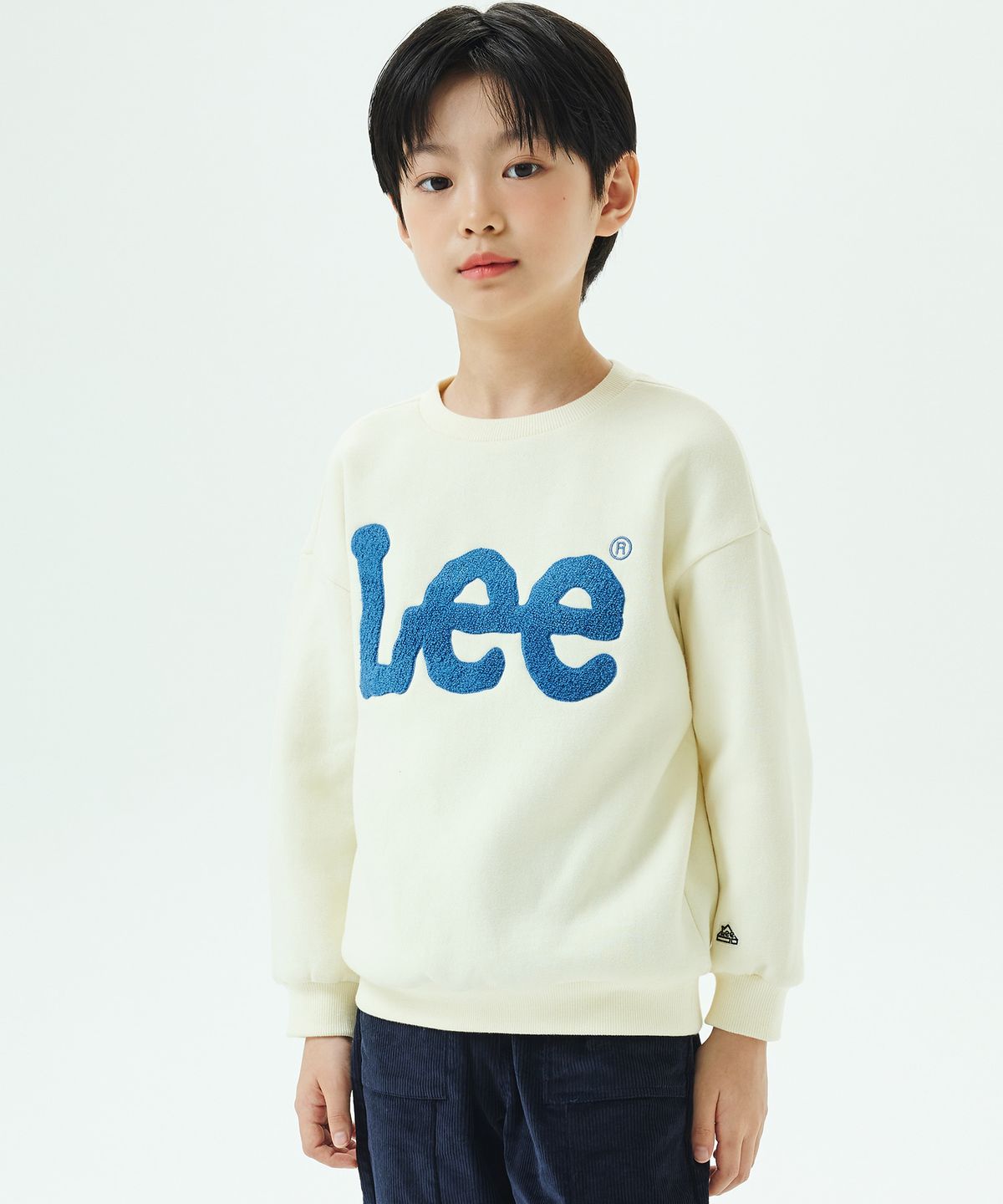 리 키즈(LEE KIDS) 빅 트위치 부클 루즈핏 기모 스웨트셔츠 아이보리 LK2404CR06IV
