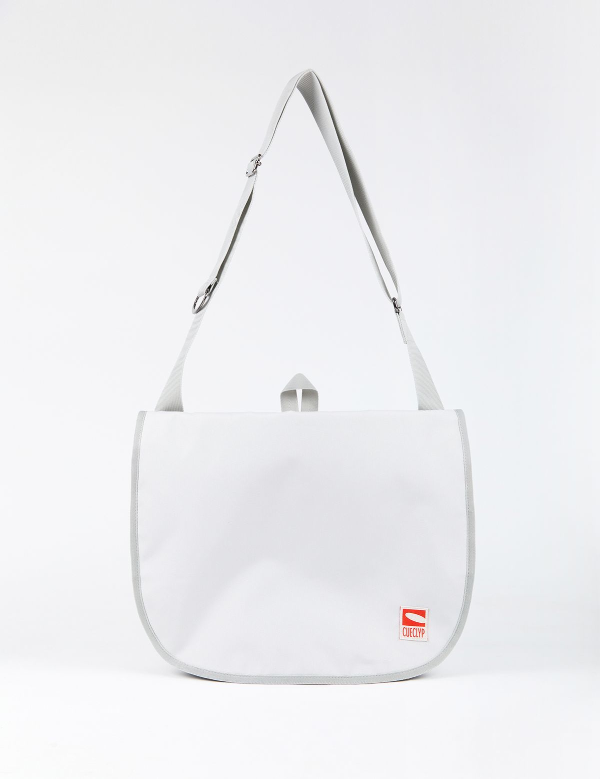 큐클리프(CUECLYP) [HOWOE] Tri-Pocket Messenger Bag _ L (Light Gray)