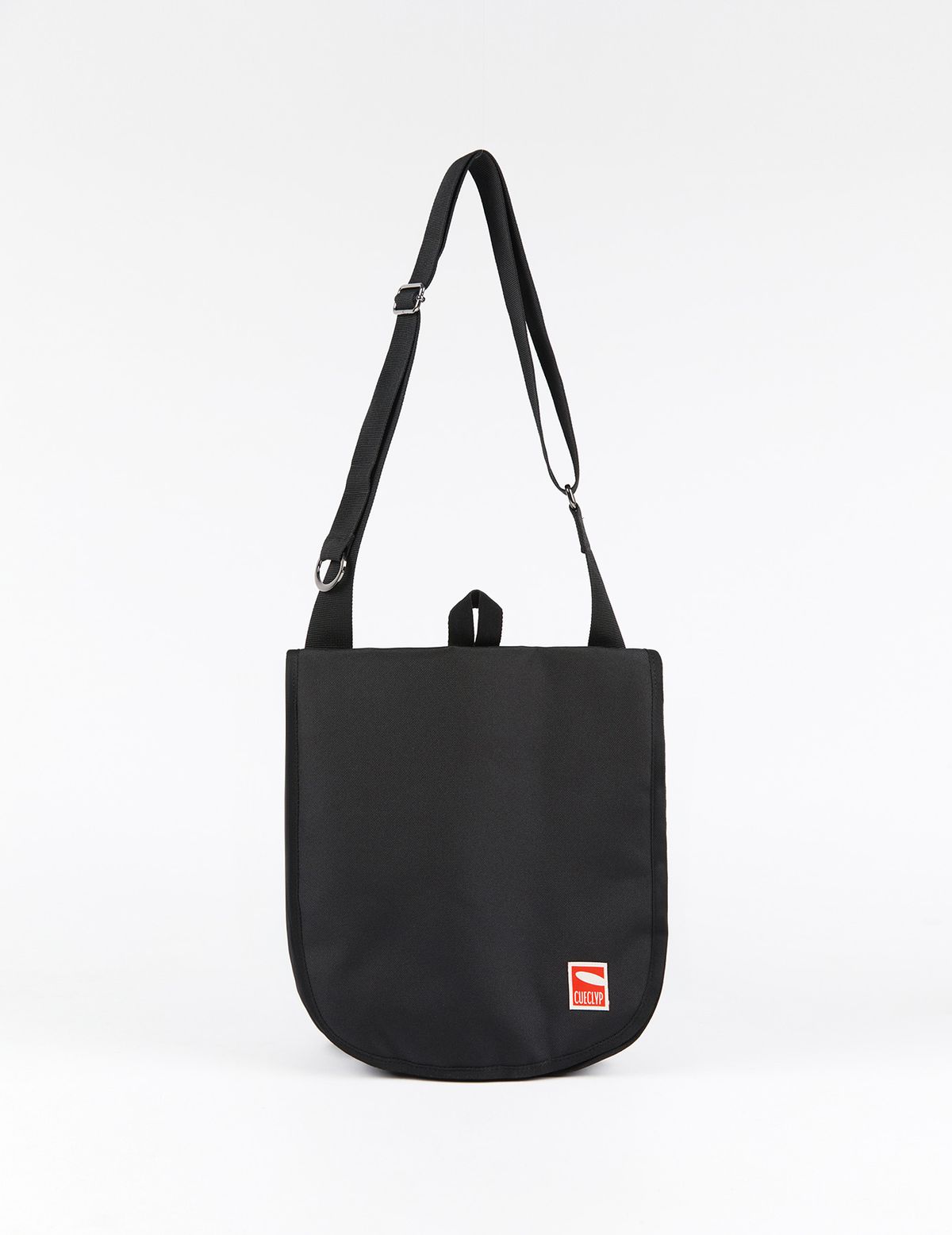 큐클리프(CUECLYP) [HOWOE] Tri-Pocket Messenger Bag _ M (Black)