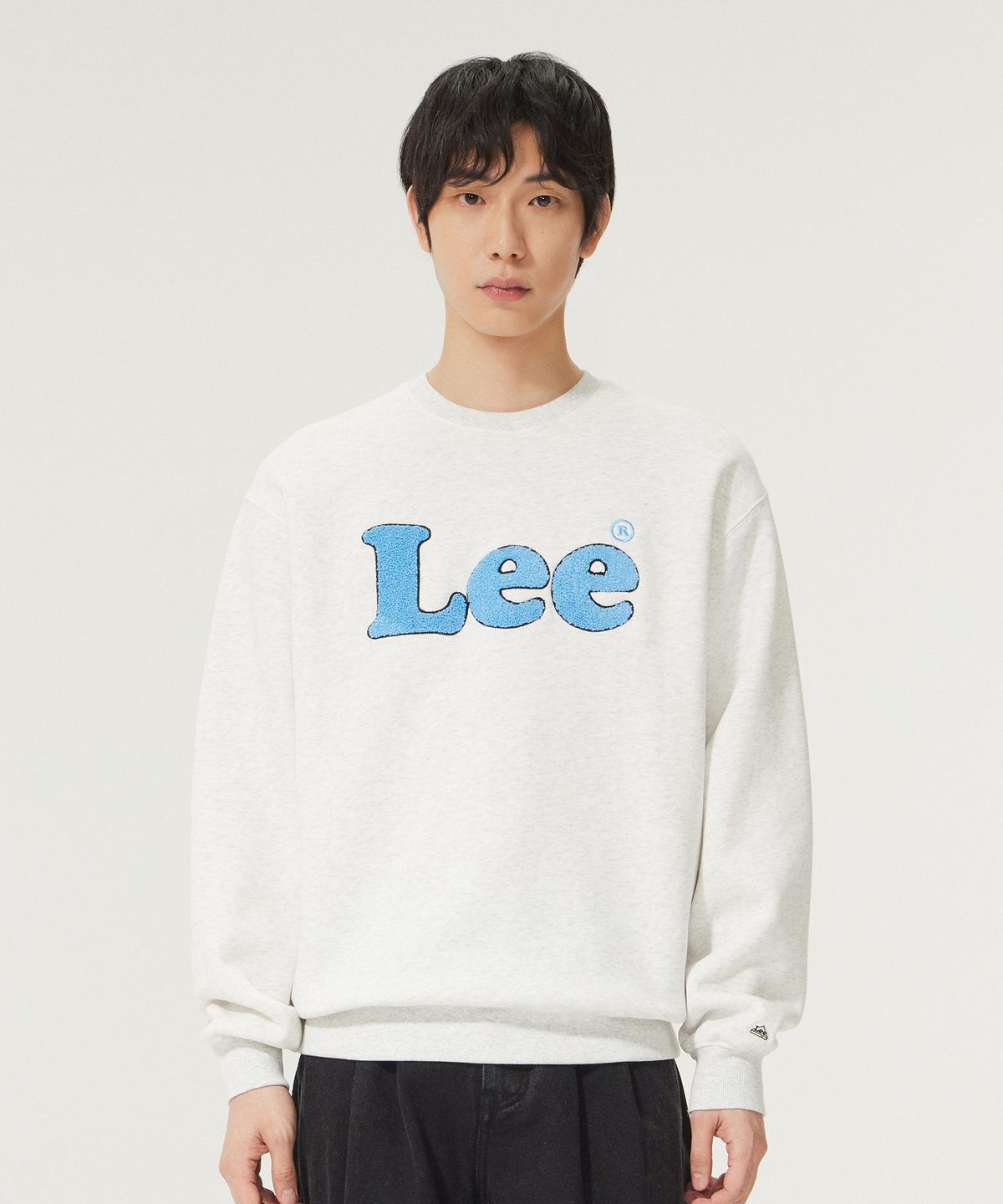 리(LEE) 부클 빈티지 로고 기모 맨투맨 라이트 그레이