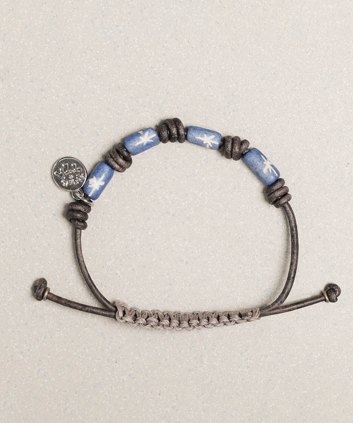 [TOWTOW.ARCHIVE]Eclipse Bracelet Blue(ストレイキッズ 着用) MUSINSA | TOWTOW ARCHIVE Eclipse Bracelet Blue