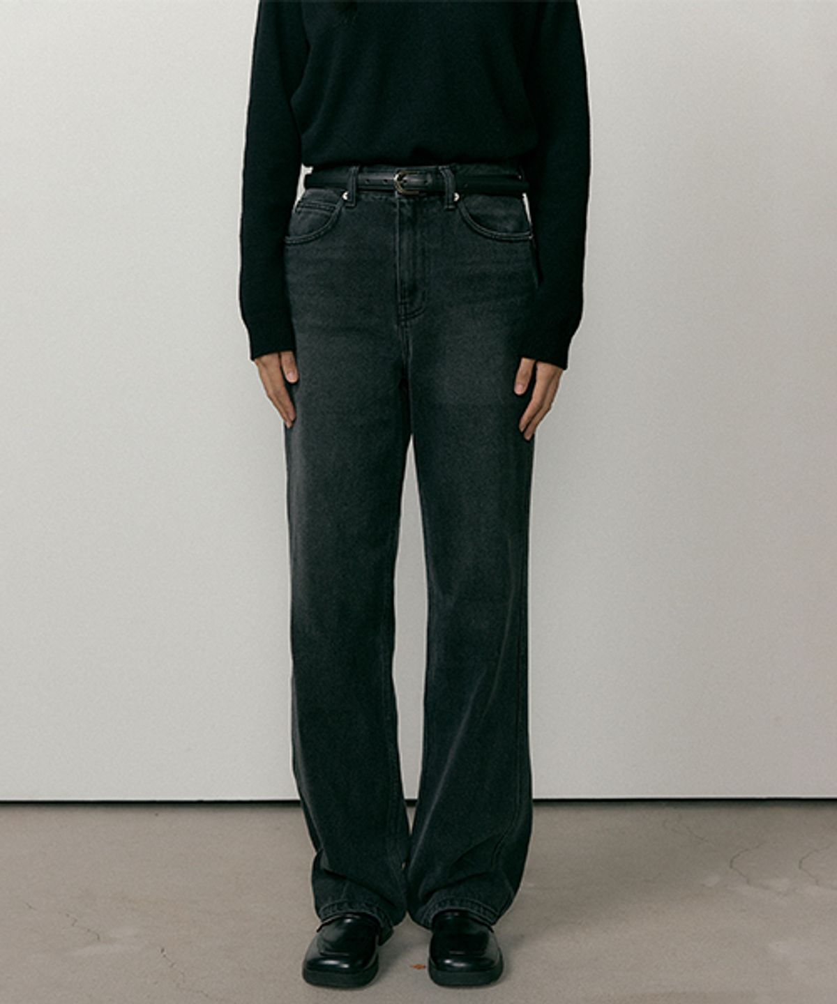 링서울(LINGSEOUL) black on black washing denim pants