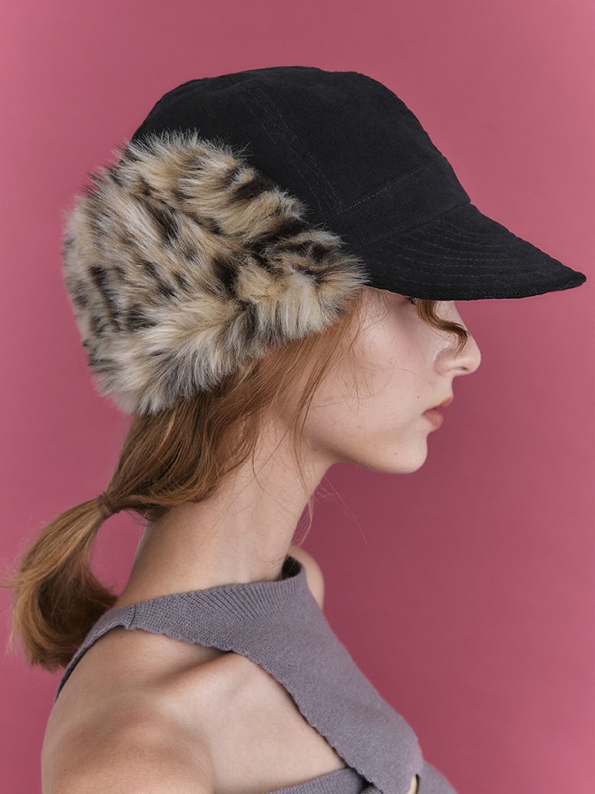 포에지담(POESIEDAME) FUR EARFLAP CAP IN BLACK LEOPARD