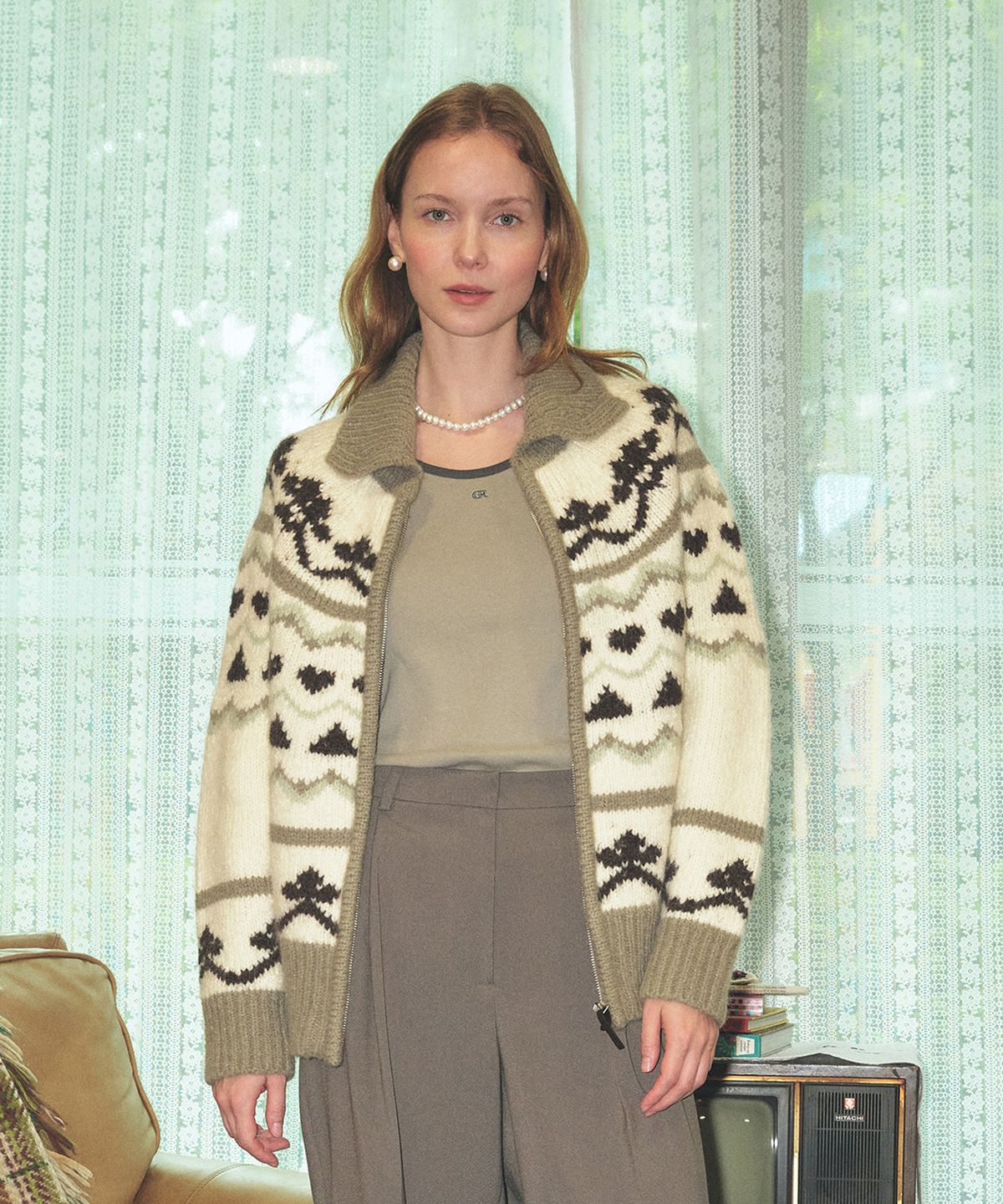 그로브(GROVE) NORDIC KNIT ZIPUP_IVORY