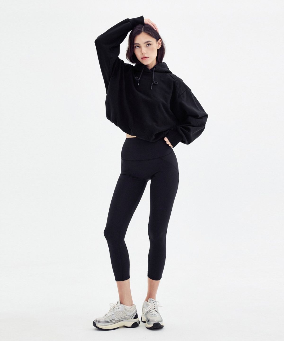 비나앤코(VINAANDCO) 8부 힙업레깅스 - 블랙 (XS/S/M/L)