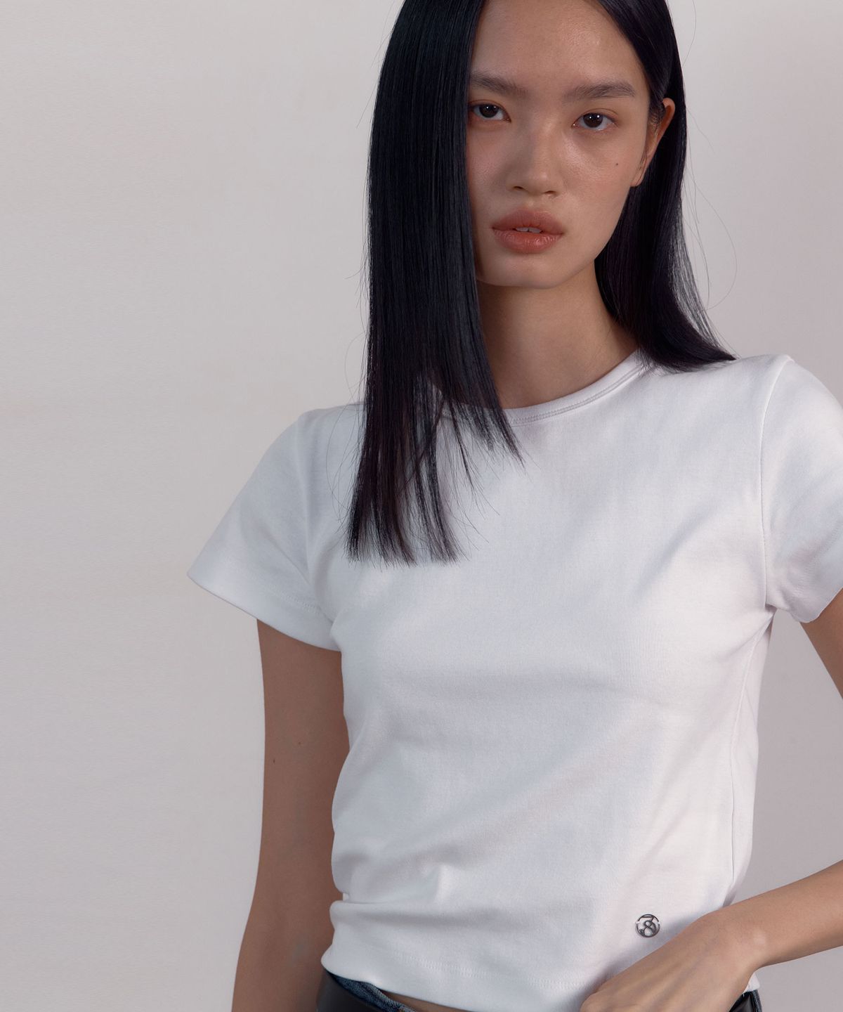 38컴온커먼(38COMEONCOMMON) Symbol Slim 90s T-Shirts (White)