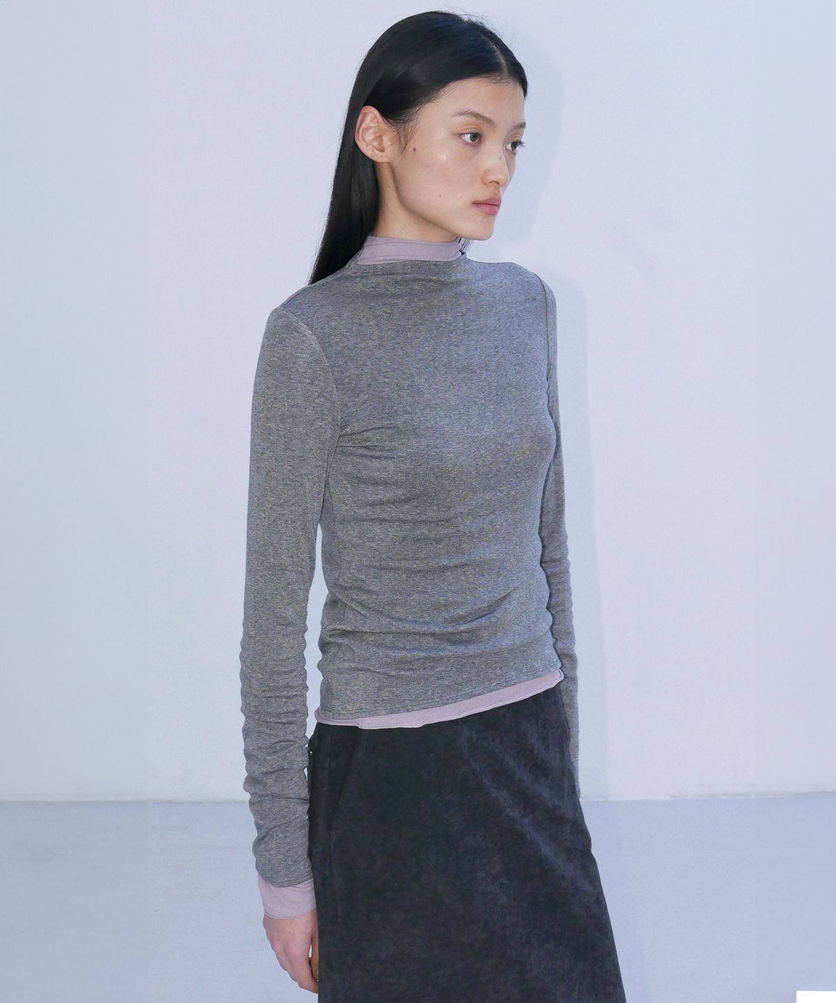 엔오르 스튜디오(ENOR STUDIO) STRETCH RAGLAN T-SHIRTS - DARK GREY