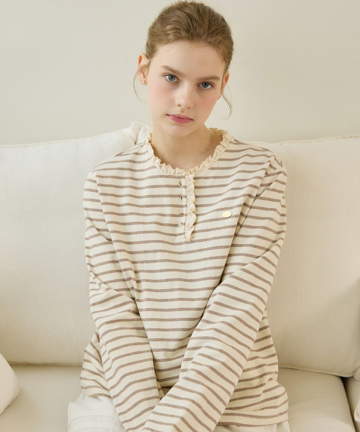 논로컬(NONLOCAL) Neck Frill Stripe Long Sleeve - Beige