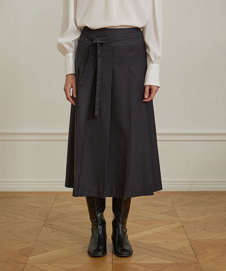 Belt Point Pleats Skirt - Charcoal