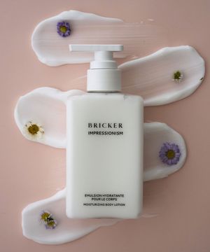 브릭커 임프레셔니즘 아하 바하 각질제거 퍼퓸 바디로션 300ml