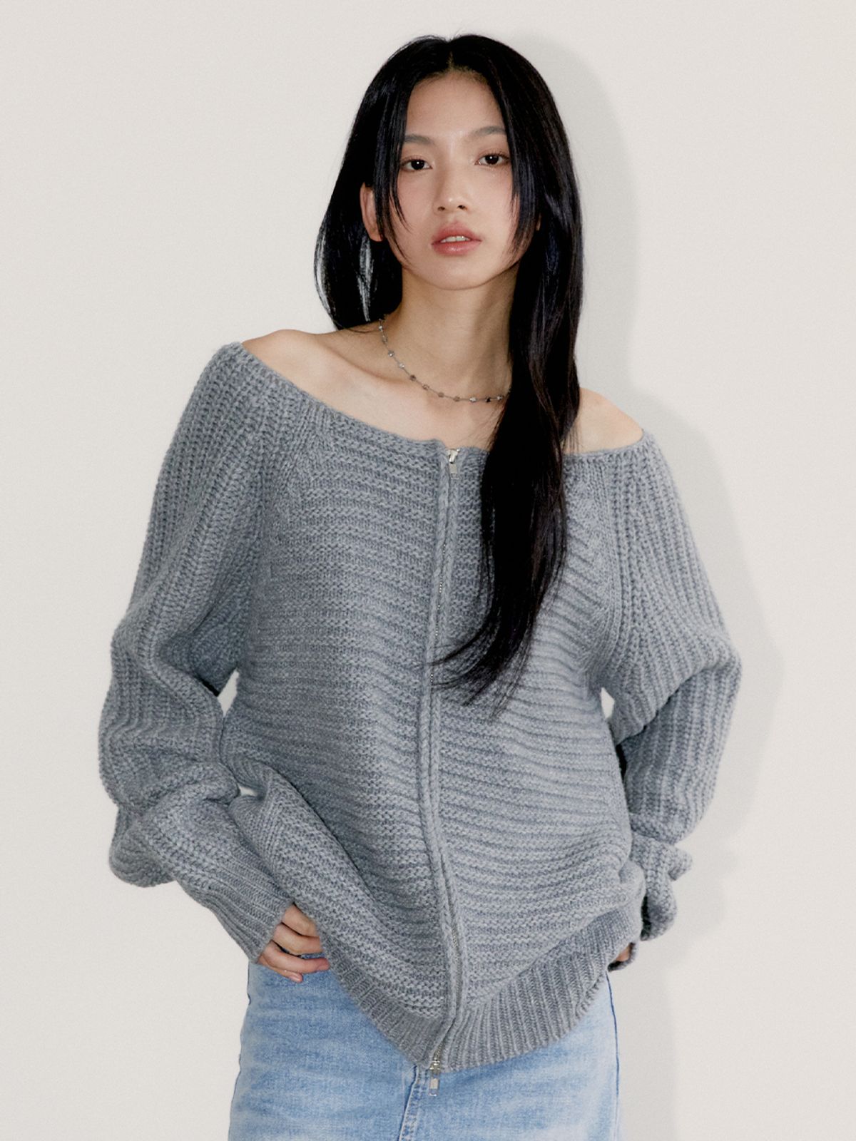 오피쉬(OAFISH) OFF SHOULDER KNIT ZIP-UP, GRAY