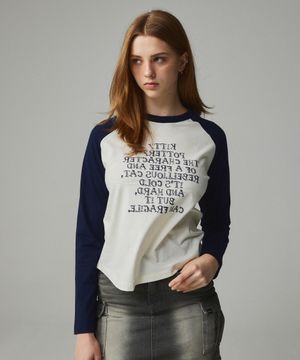 레터링 라글란 티셔츠 네이비