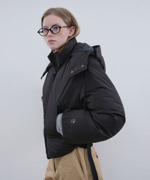 넌퀼팅 후디 다운 (KD2DJG4103FBLK)