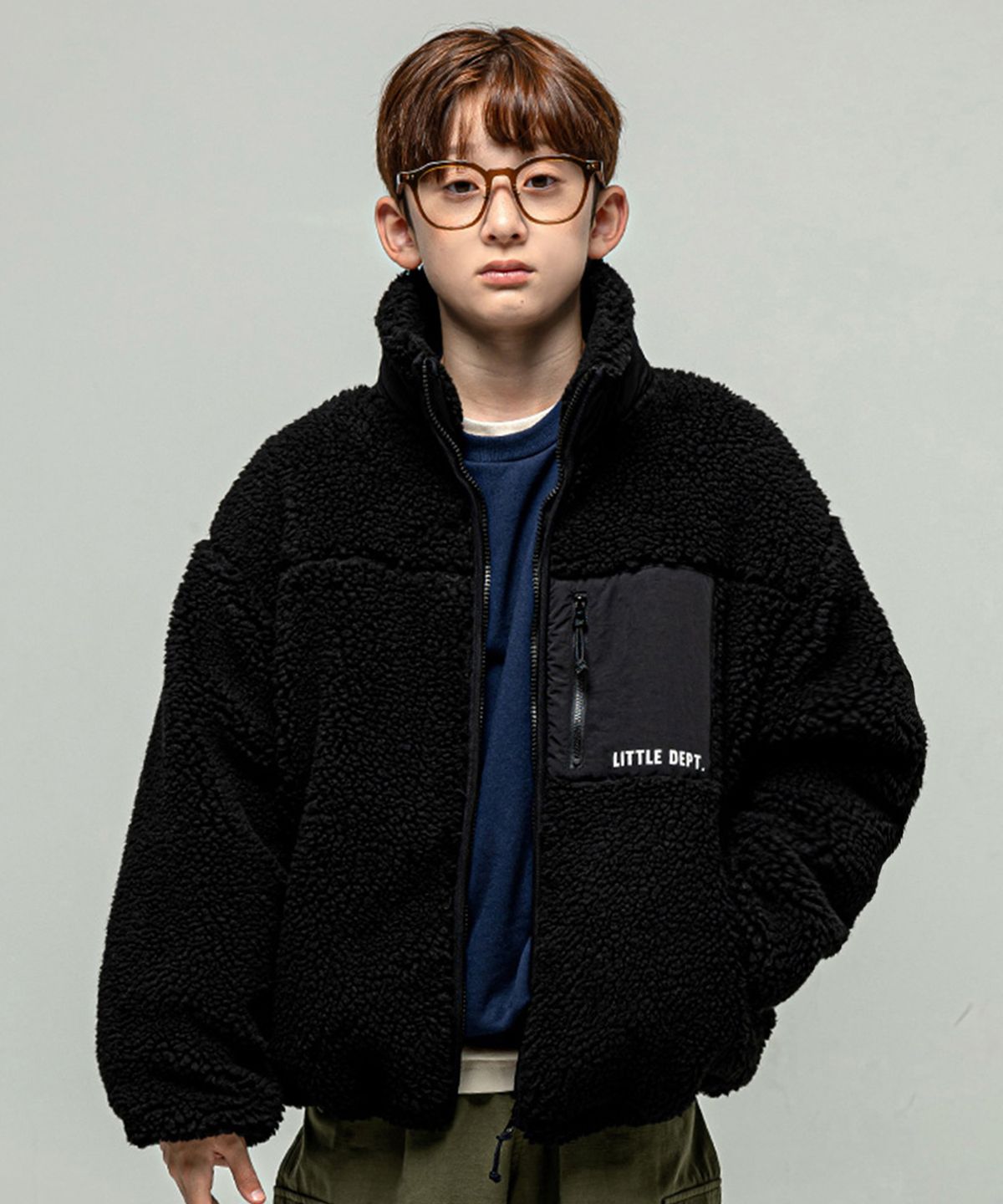 리틀뎁(LITTLE DEPT) 심플 포켓 덤블 플리스 자켓 Black